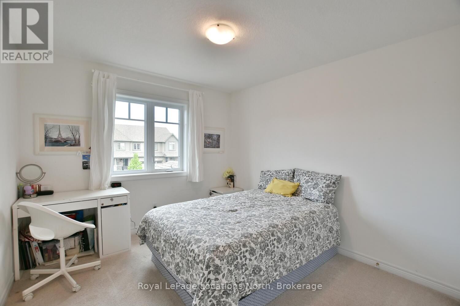 29 ARCHER AVENUE Image 25