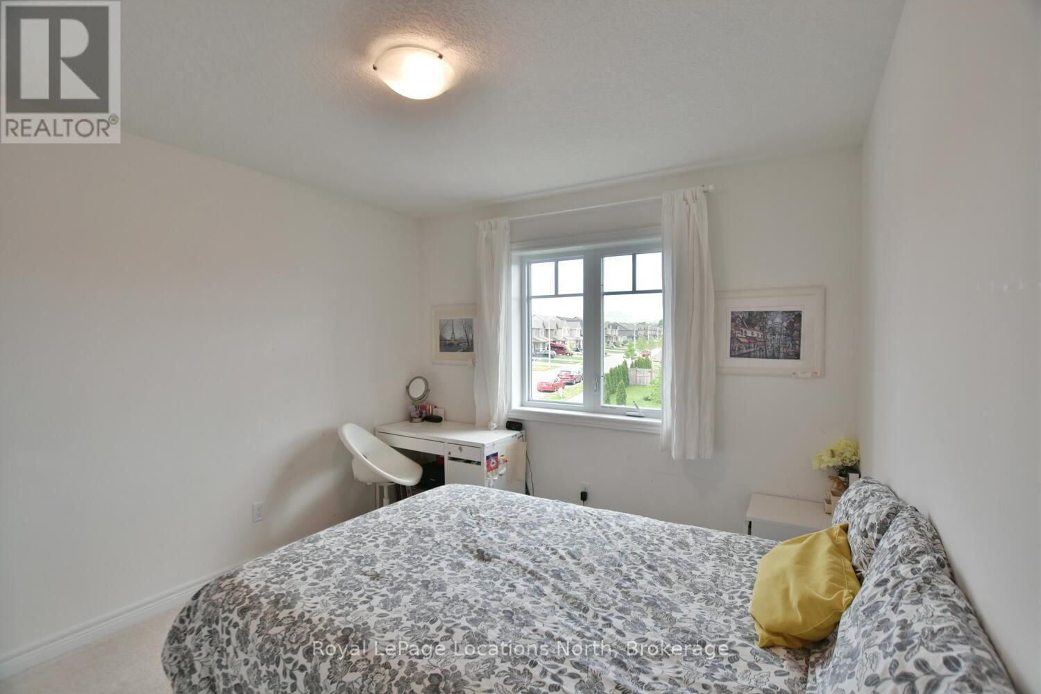 29 ARCHER AVENUE Image 26