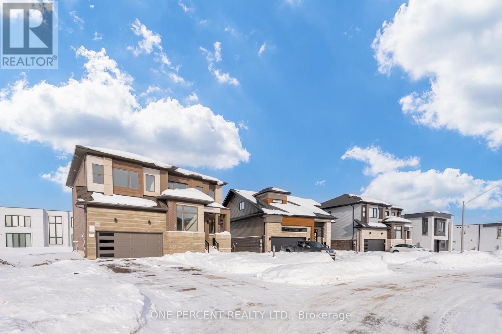 3769 SUNBANK CRESCENT Image 2