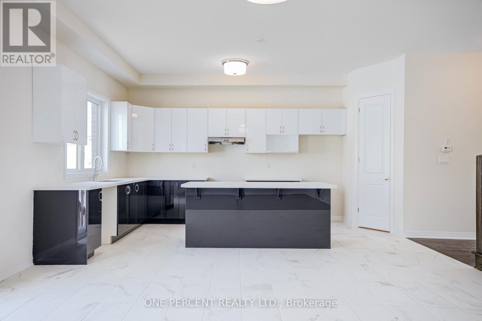 3769 SUNBANK CRESCENT Image 9