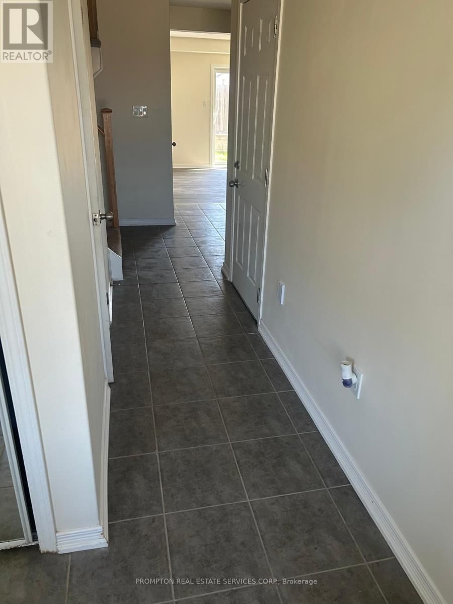 21 - 75 PRINCE WILLIAM WAY Image 4