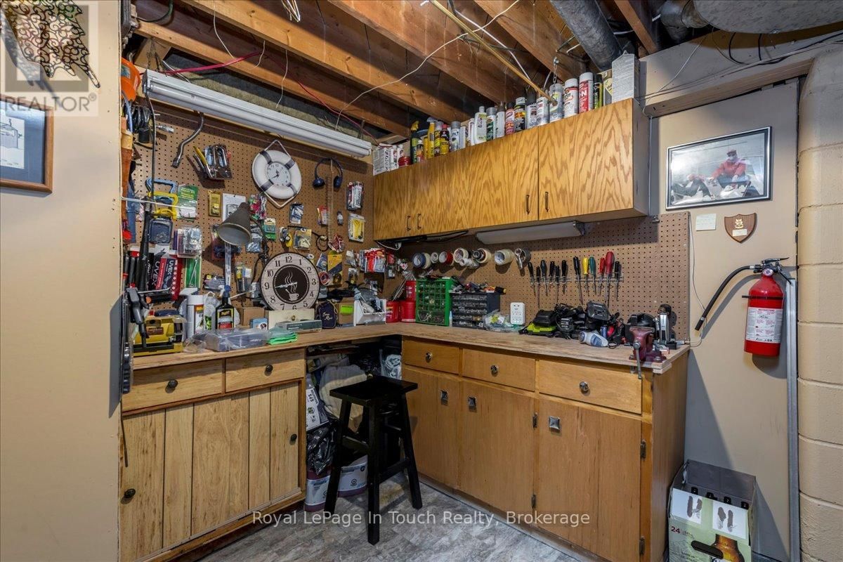 296 JOHN STREET Image 24