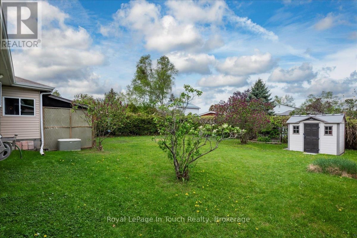 296 JOHN STREET Image 27