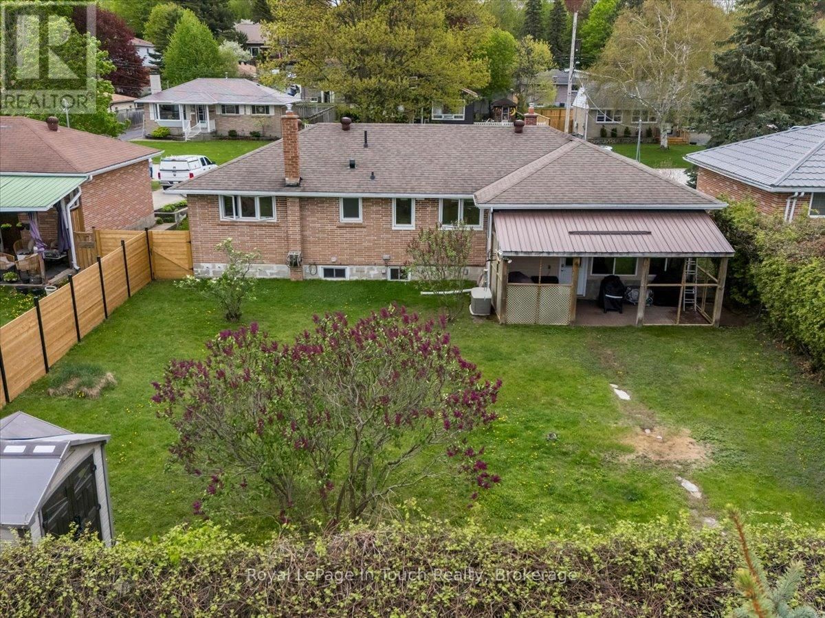 296 JOHN STREET Image 30
