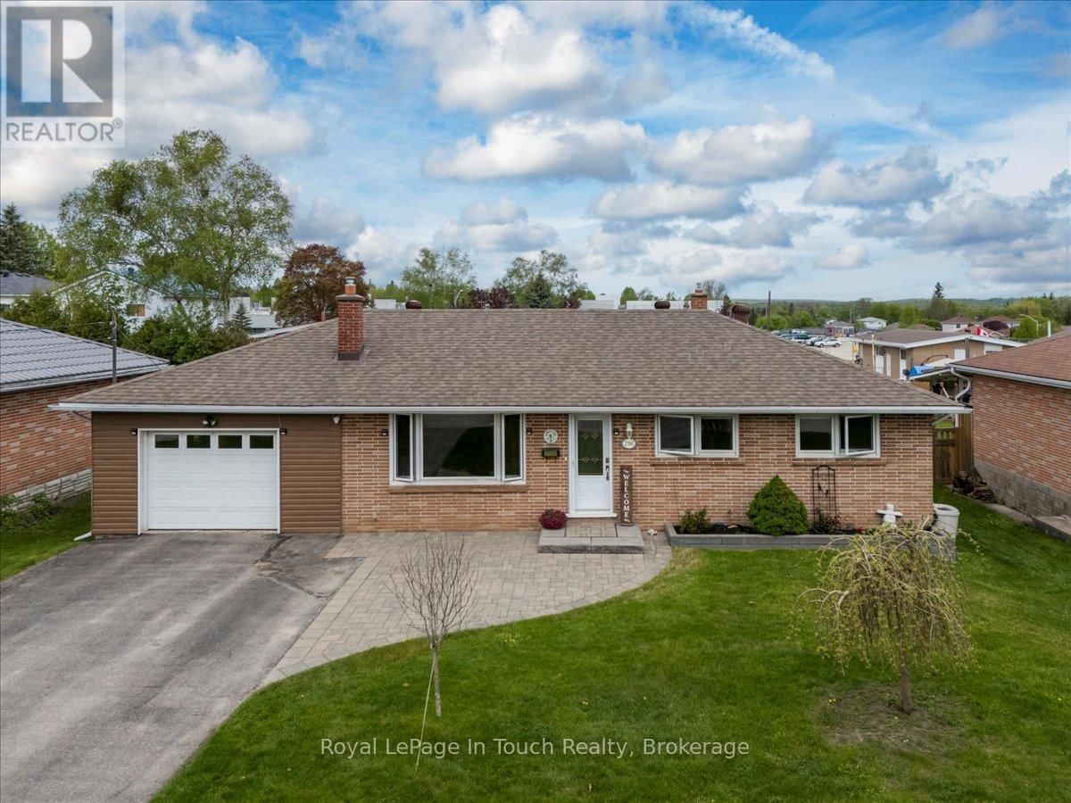 296 JOHN STREET Image 32