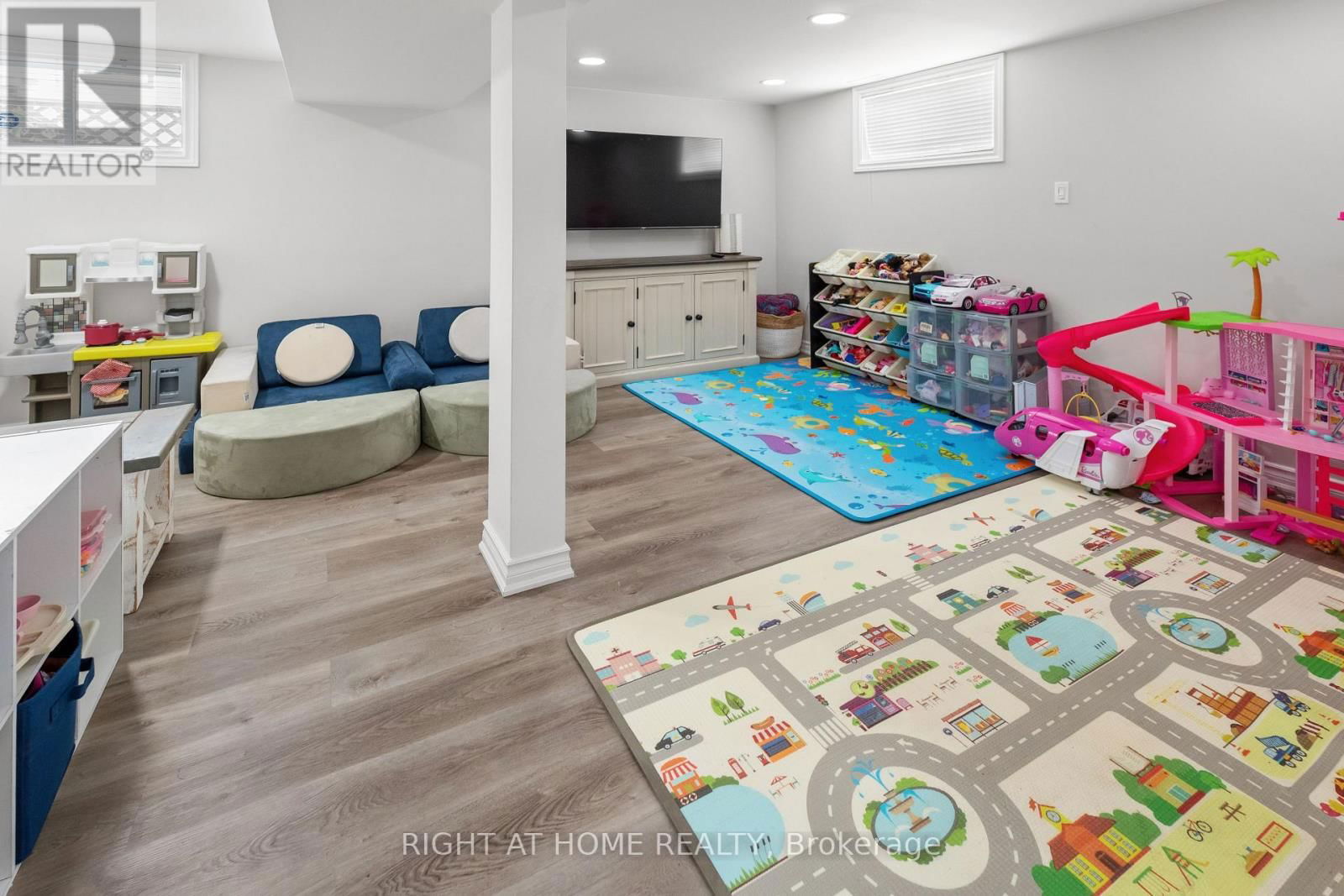 395 HOMEWOOD AVENUE Image 14