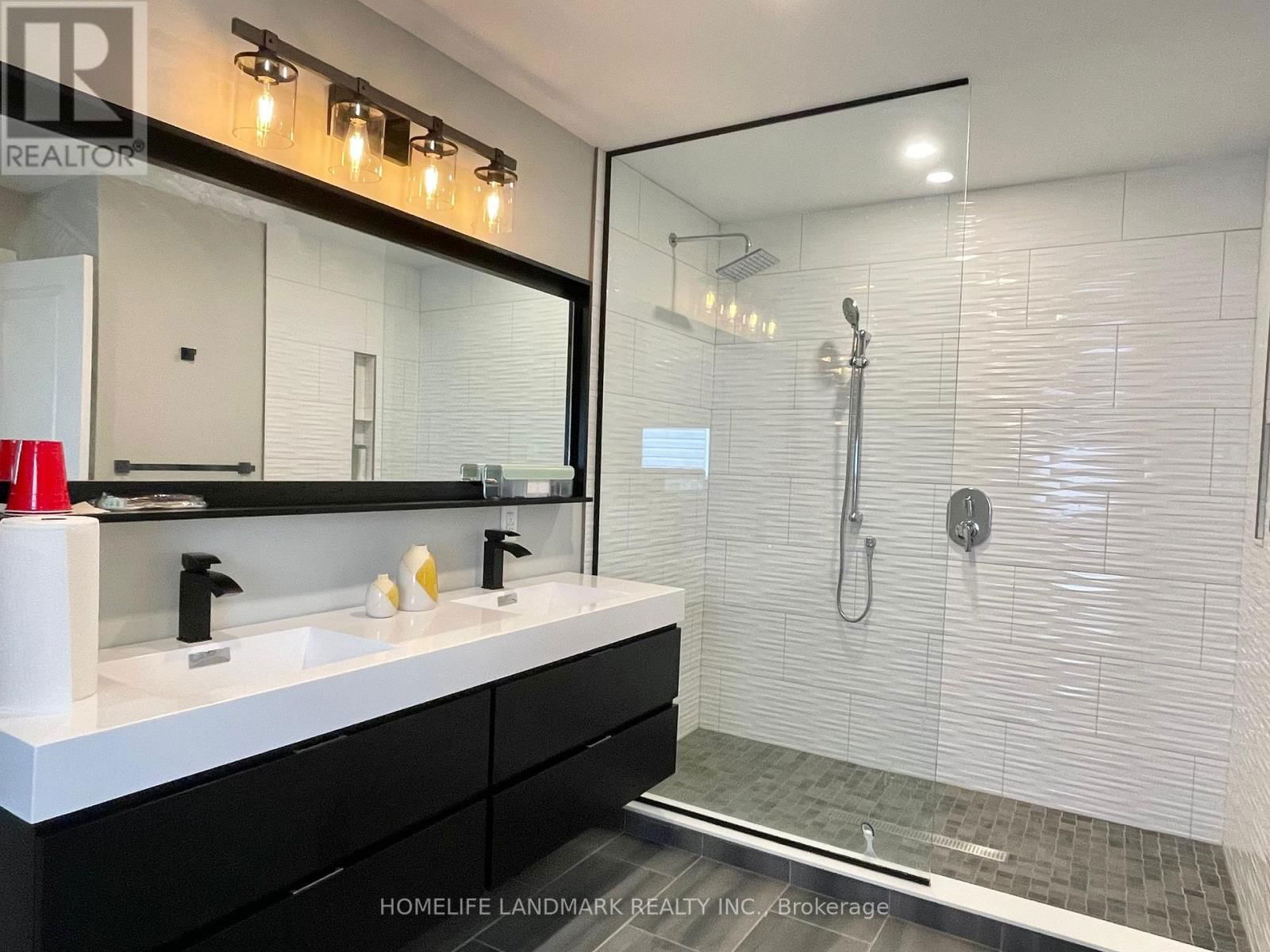 35 ROSY BEACH COURT Image 17