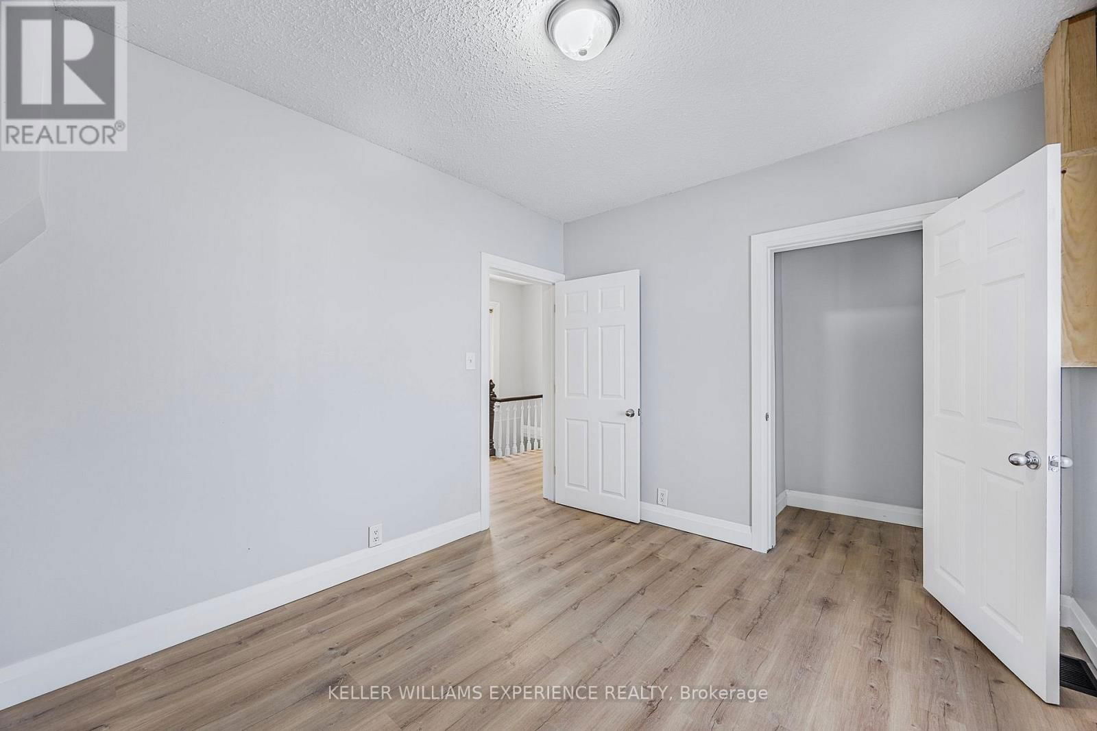 66 MATCHEDASH STREET SOUTH Image 21