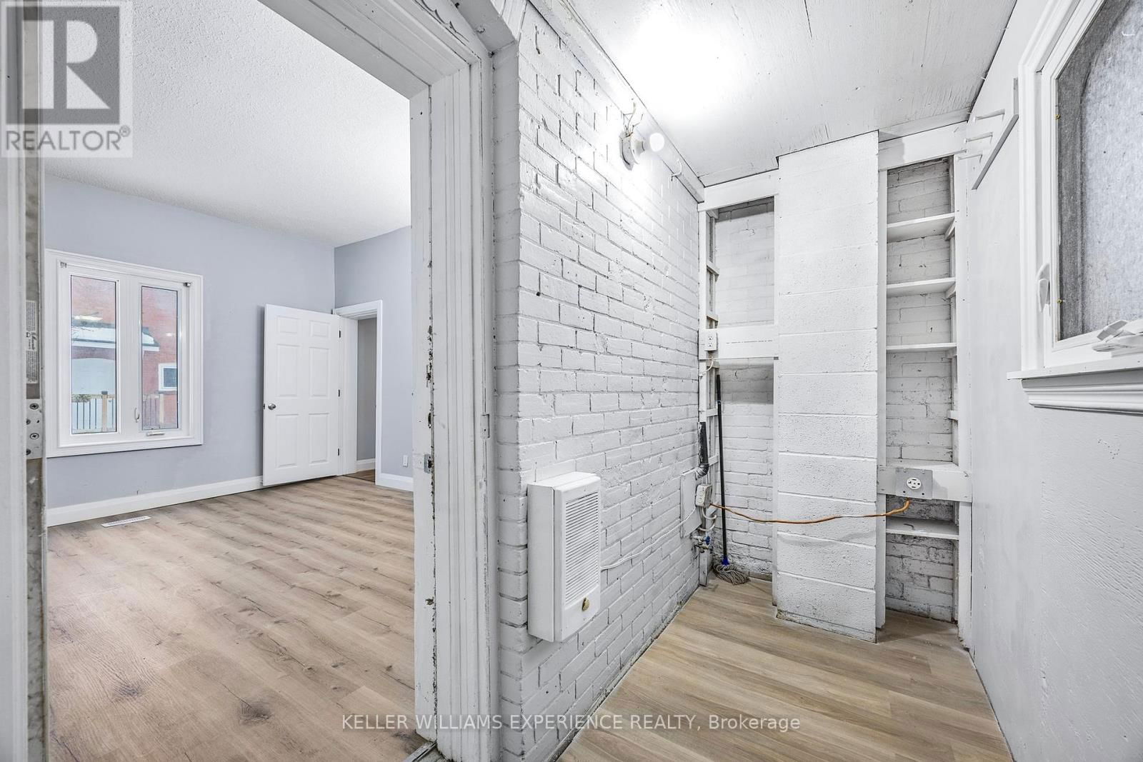 66 MATCHEDASH STREET SOUTH Image 28