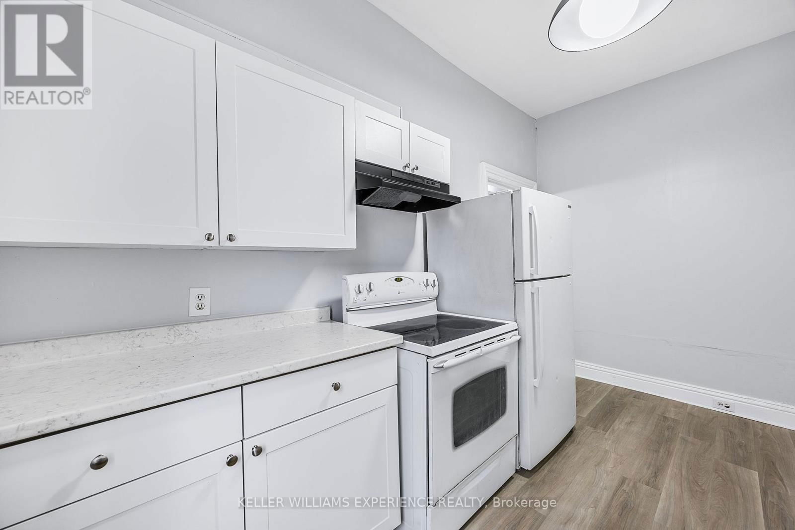 66 MATCHEDASH STREET SOUTH Image 36