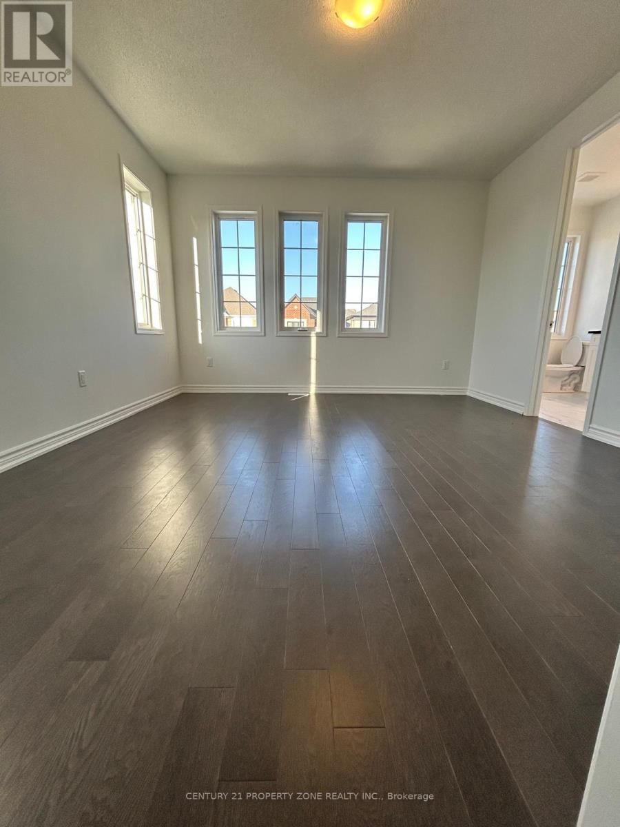 52 SUZUKI STREET Image 19