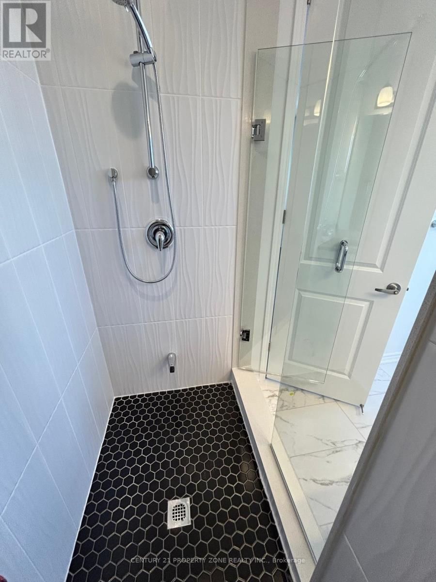 52 SUZUKI STREET Image 21