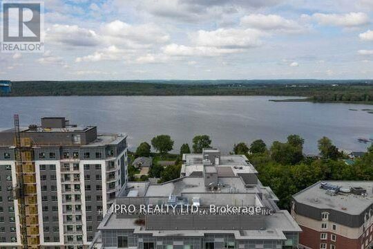 208 - 56 LAKESIDE TERRACE Image 32