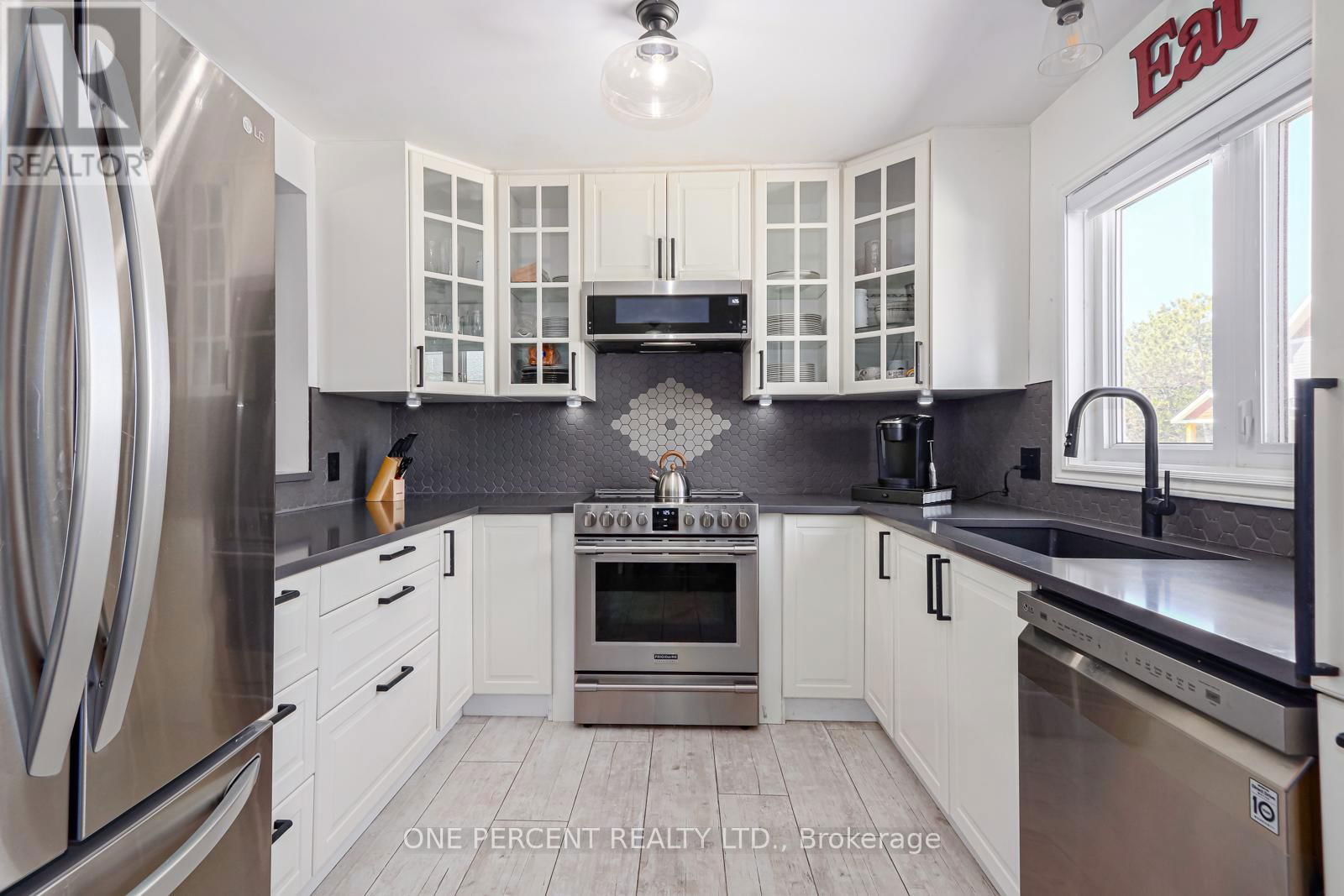 24 STARBOARD ROAD Image 10
