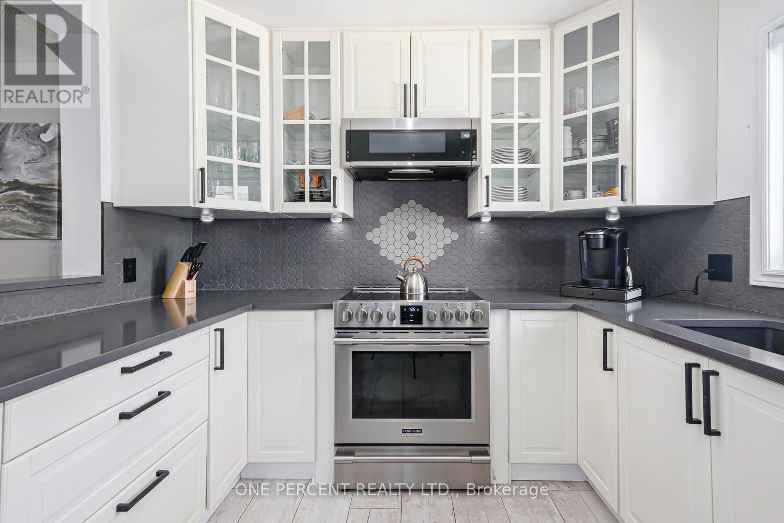 24 STARBOARD ROAD Image 11