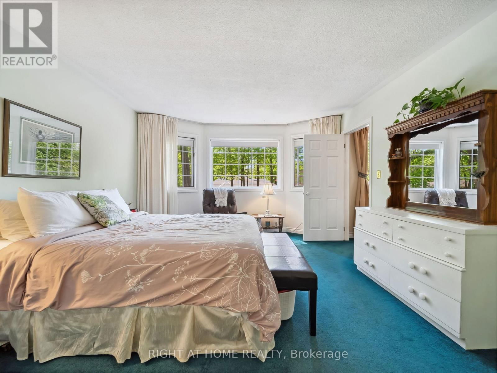 1857 KENSINGTON PLACE Image 16