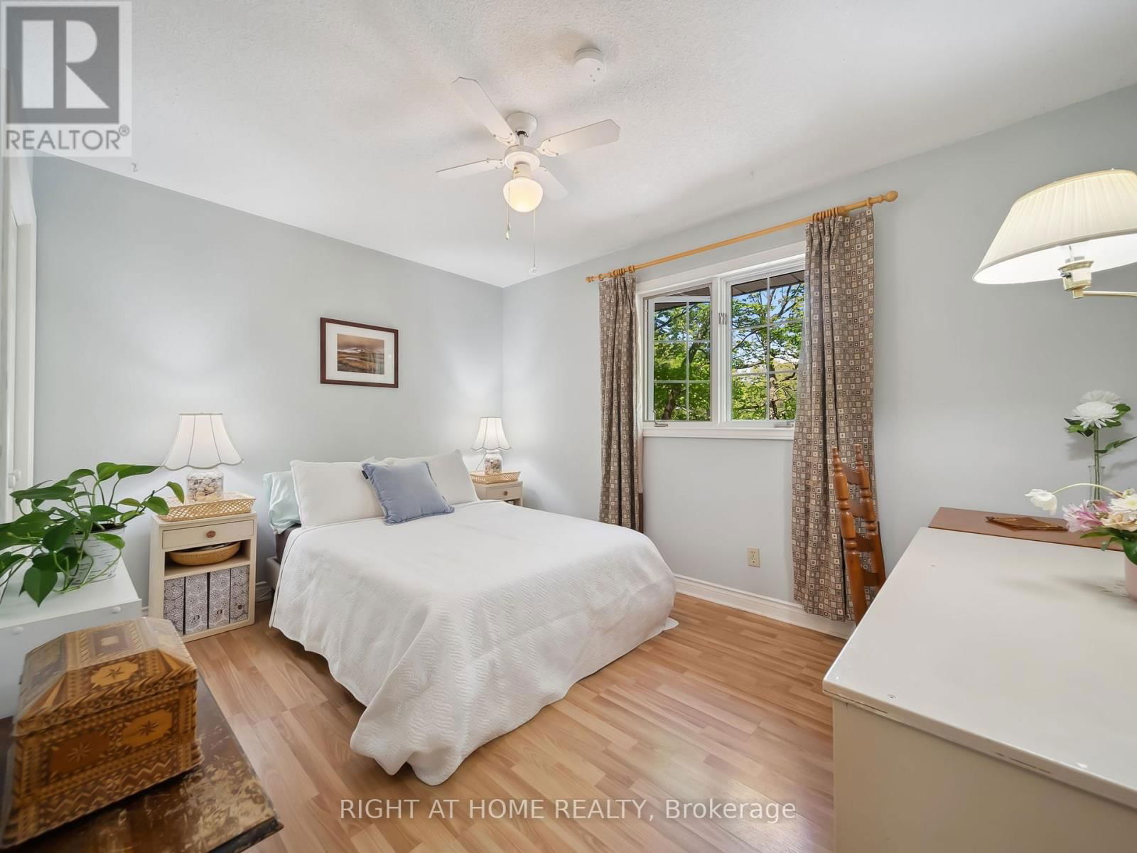 1857 KENSINGTON PLACE Image 20