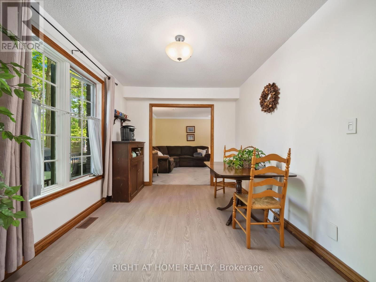 1857 KENSINGTON PLACE Image 9