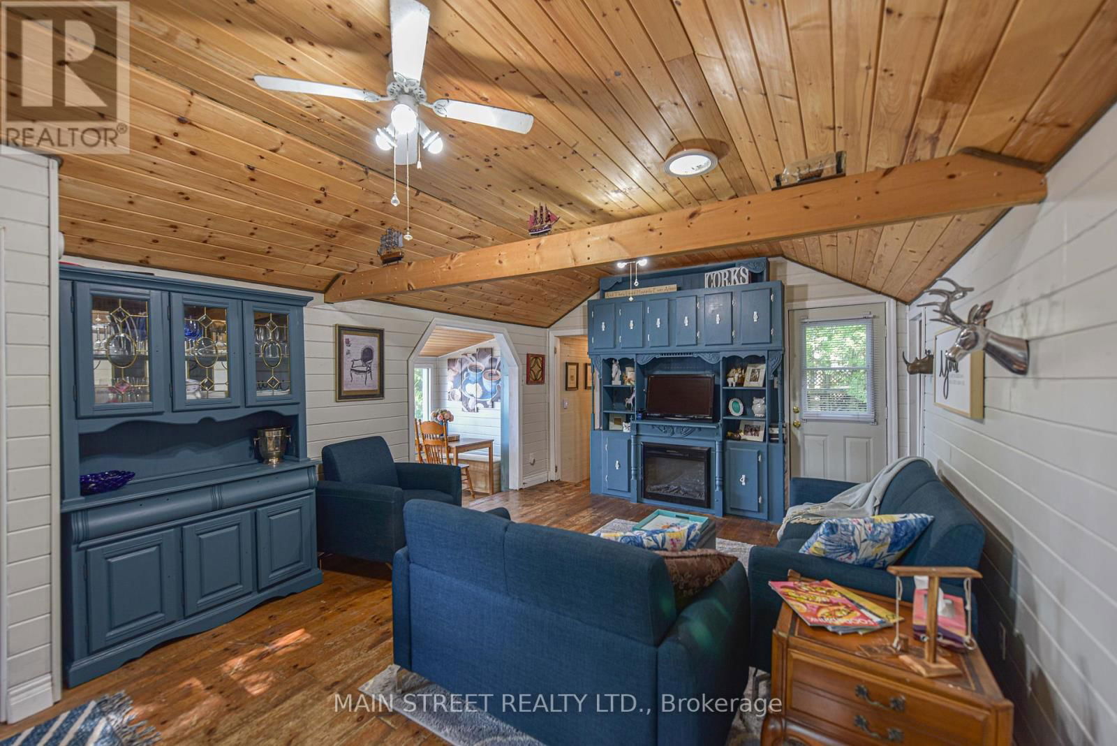 1316 BLACK BEACH LANE Image 8