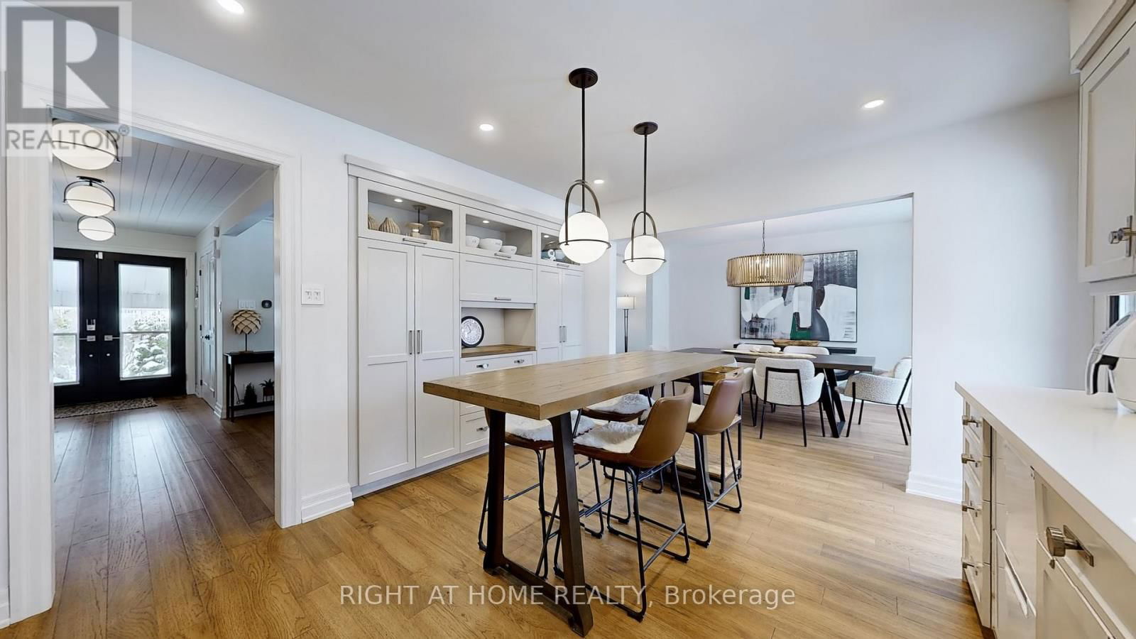 127 PUGET STREET Image 13