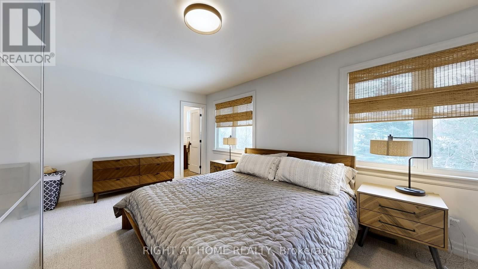 127 PUGET STREET Image 19