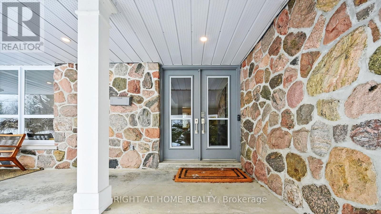 127 PUGET STREET Image 5