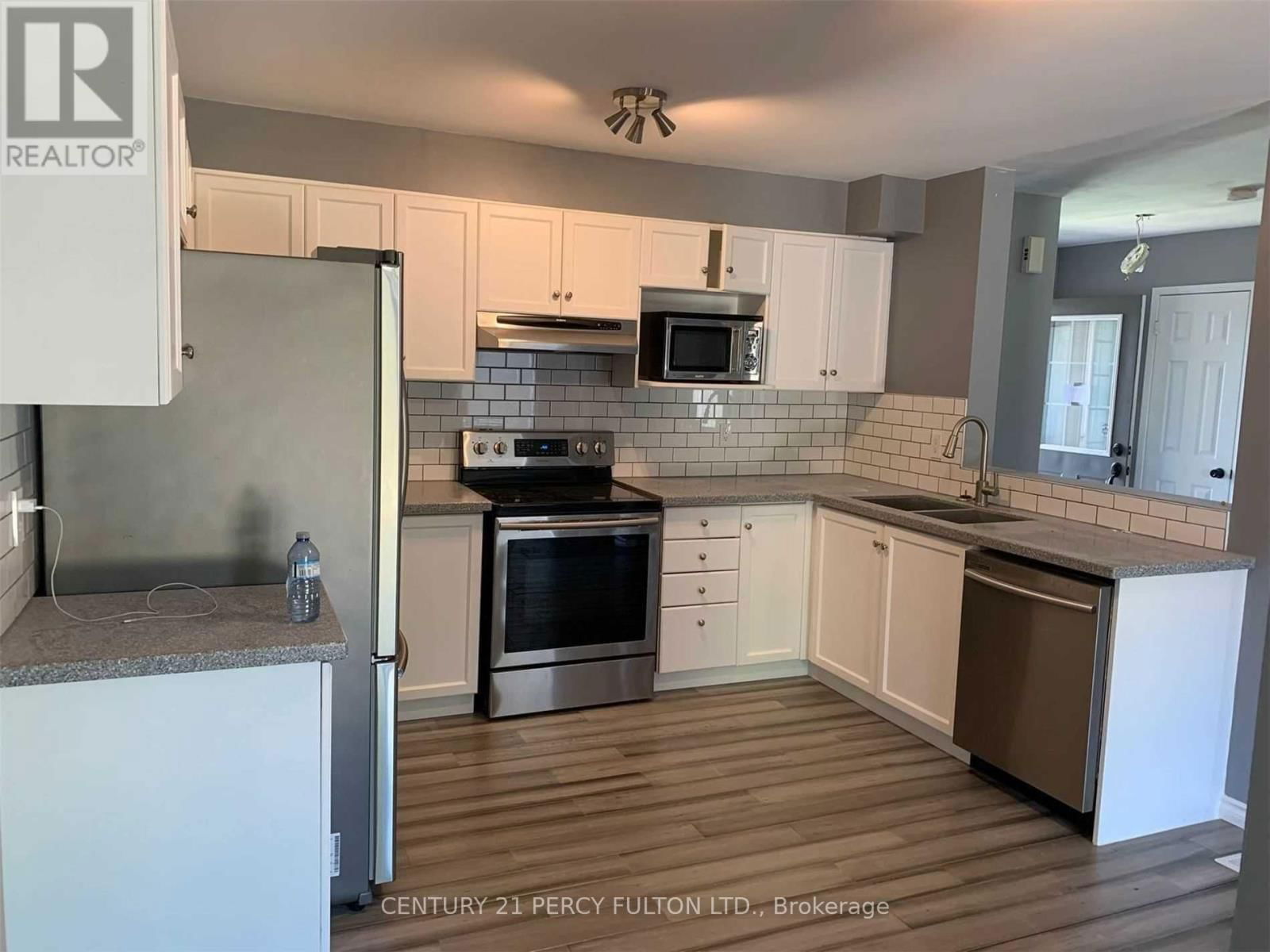 136 TUNBRIDGE ROAD Image 8