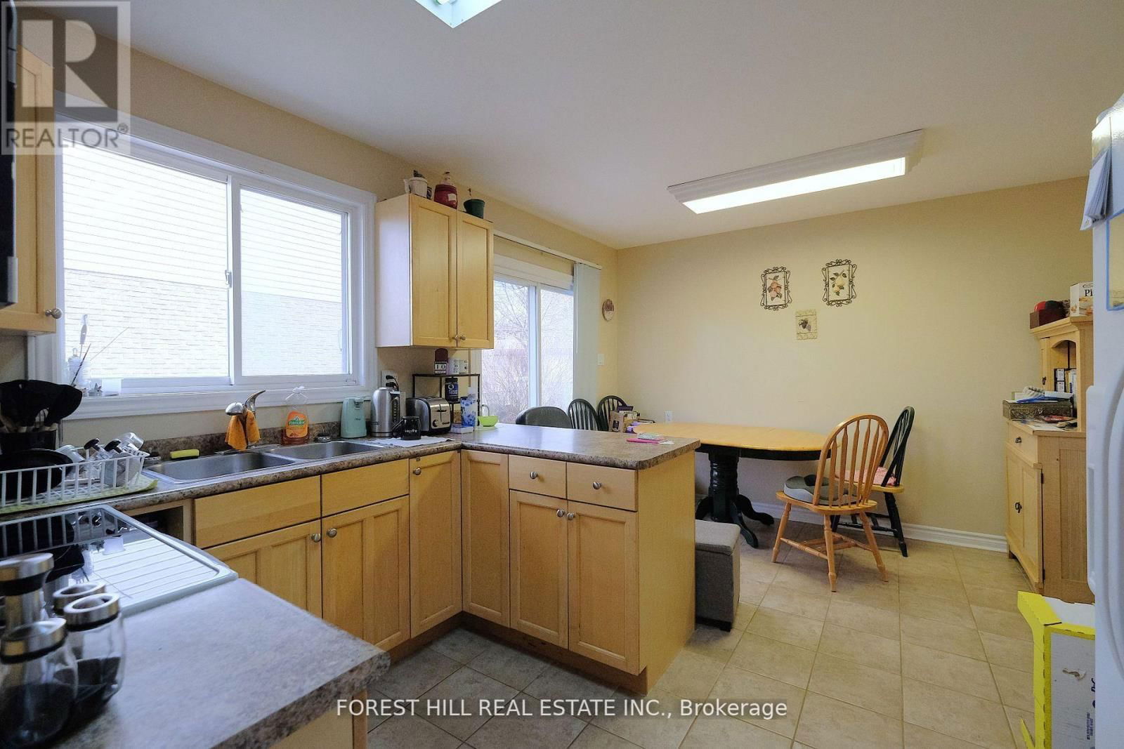 449 LEACOCK DRIVE Image 15