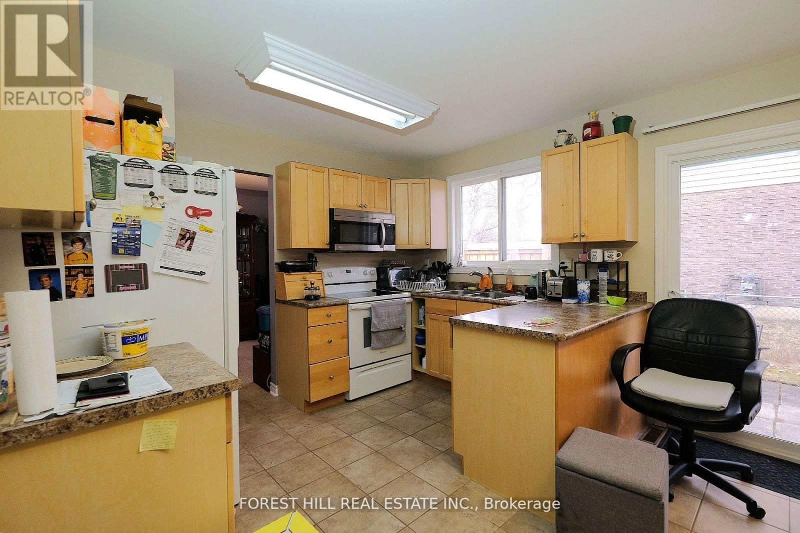 449 LEACOCK DRIVE Image 16