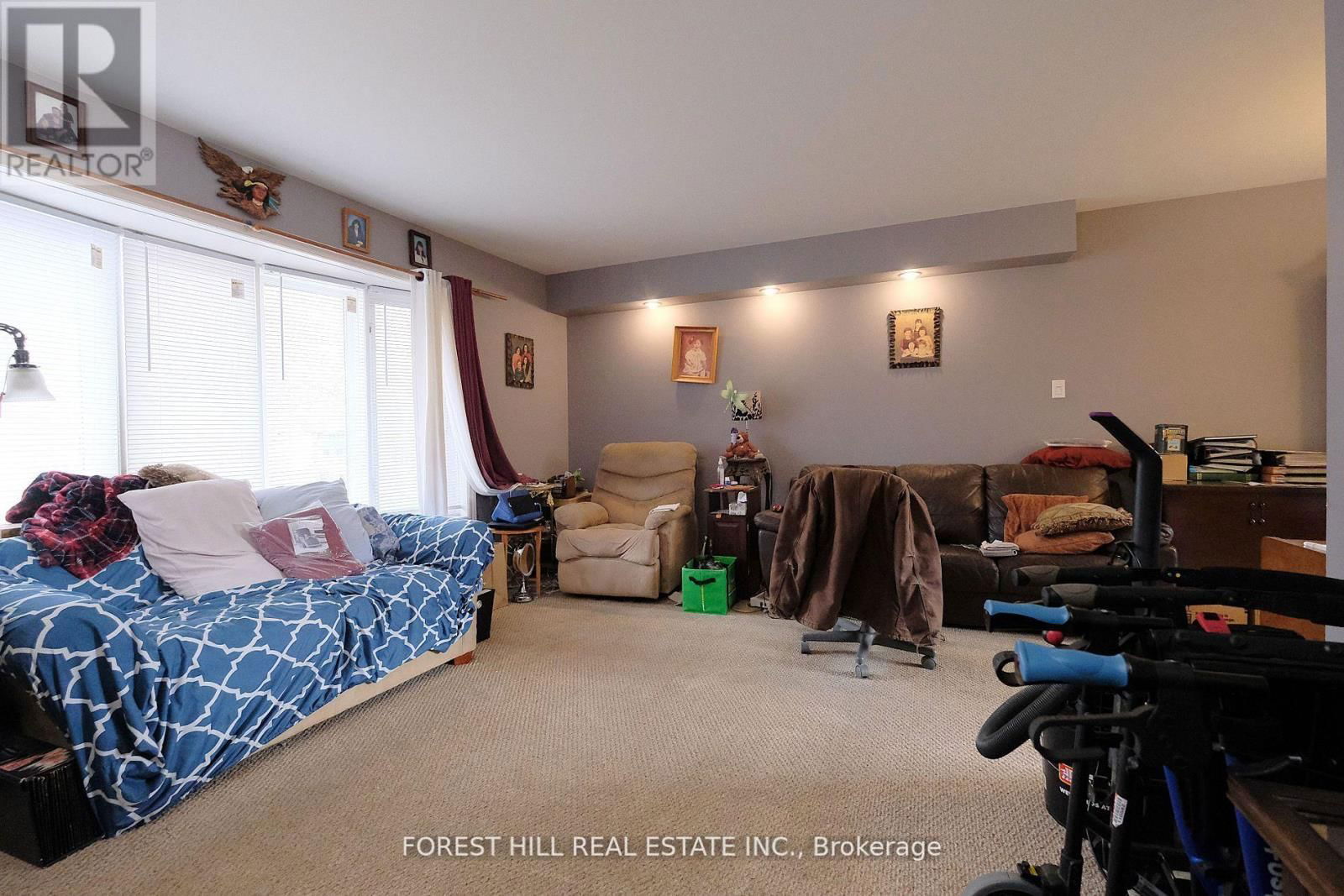 449 LEACOCK DRIVE Image 20