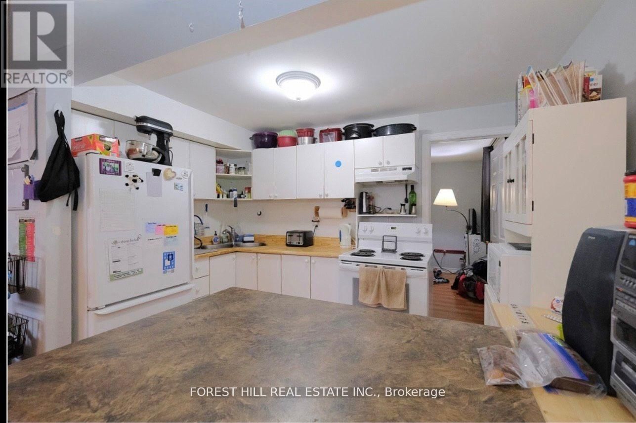 449 LEACOCK DRIVE Image 24