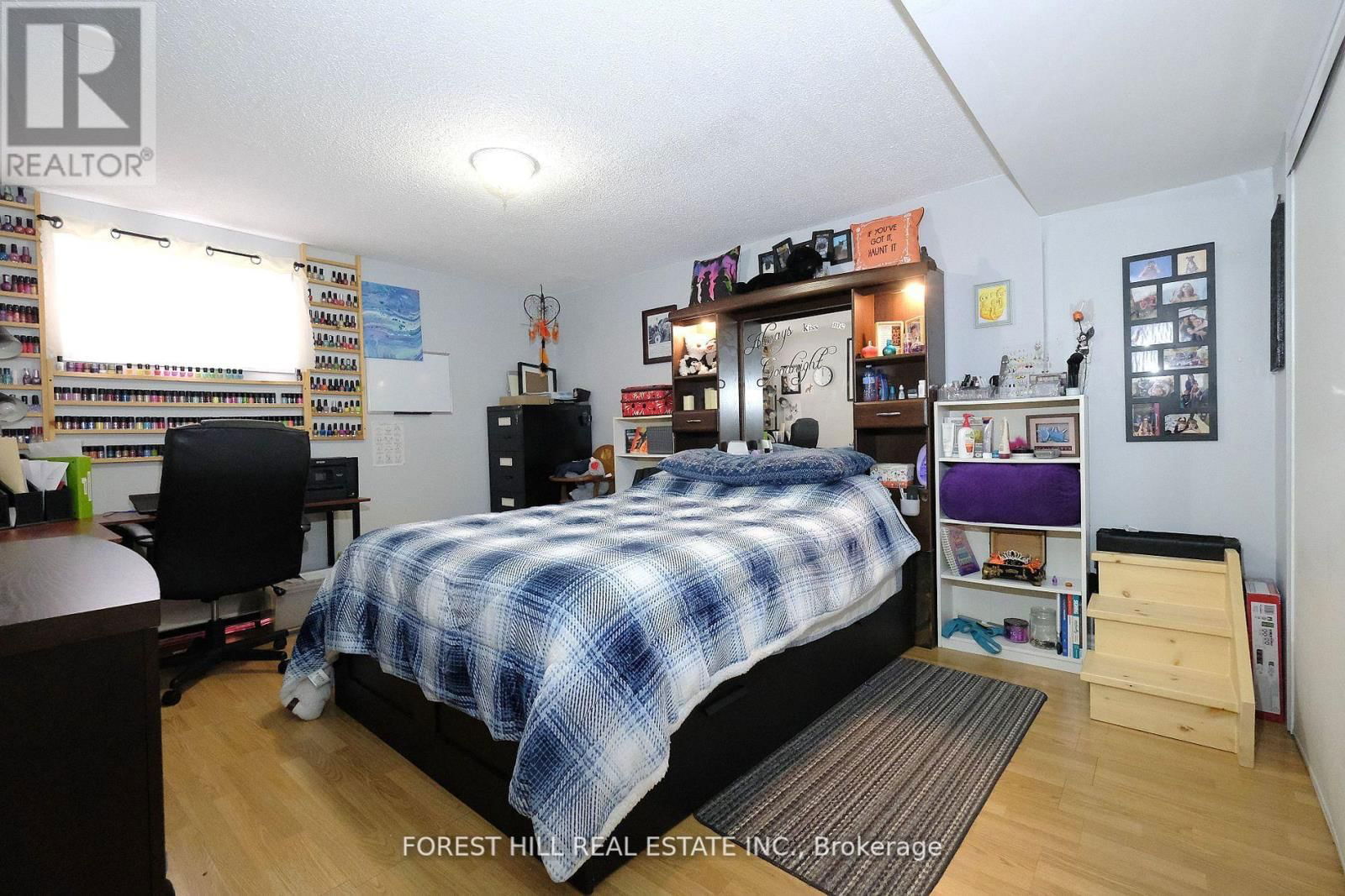 449 LEACOCK DRIVE Image 3