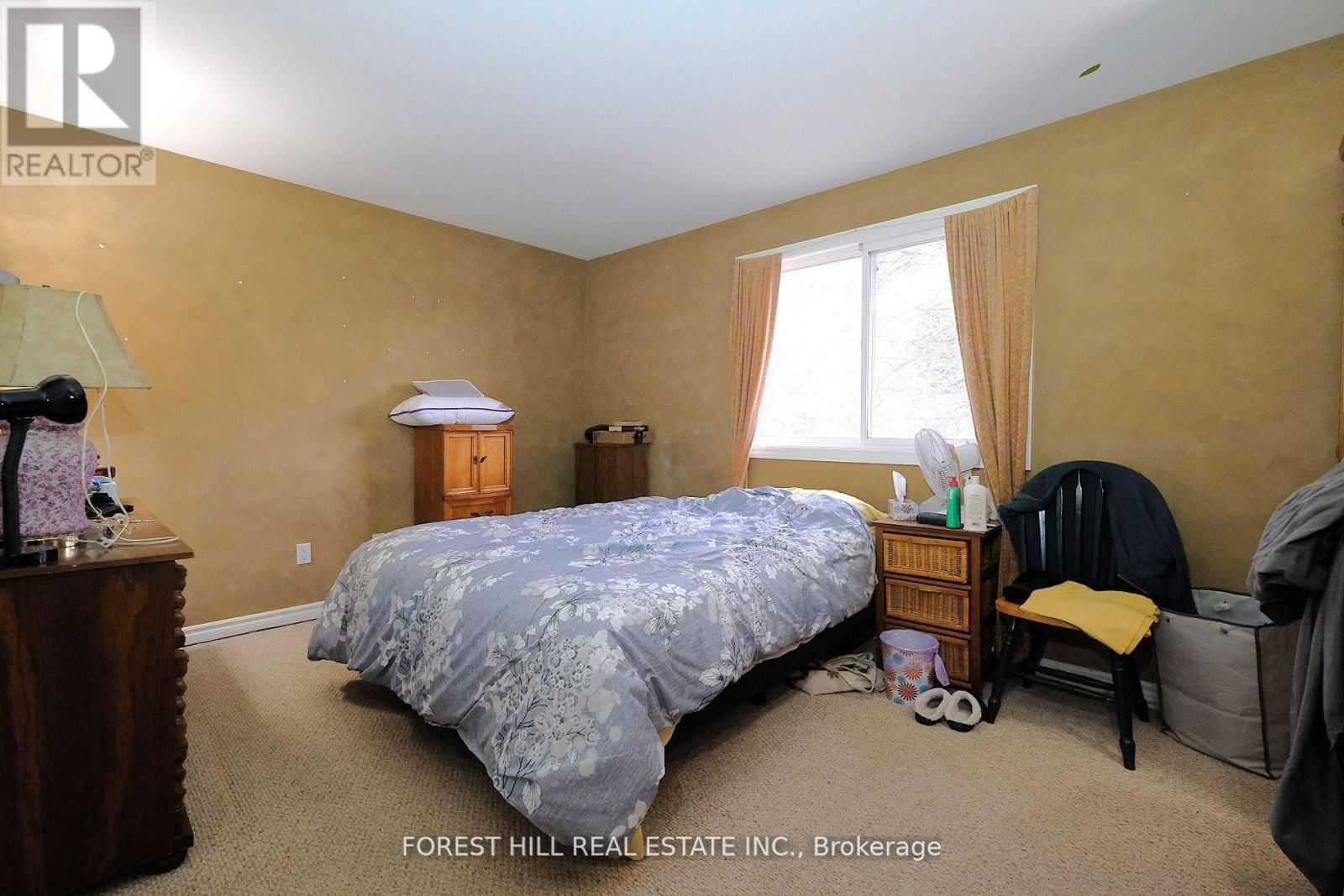 449 LEACOCK DRIVE Image 5