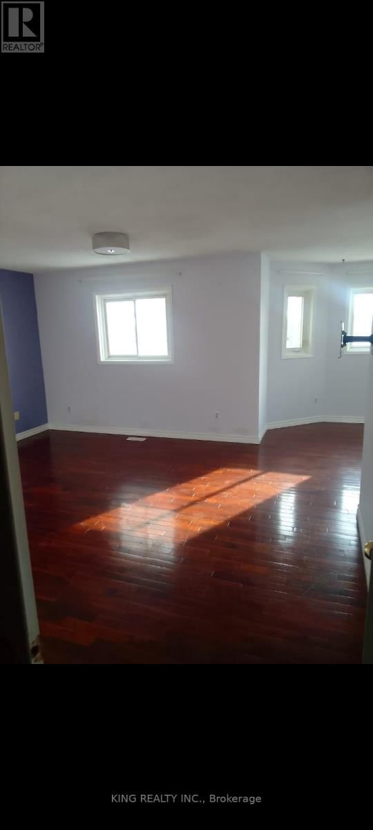 139 LIVINGSTONE STREET Image 12