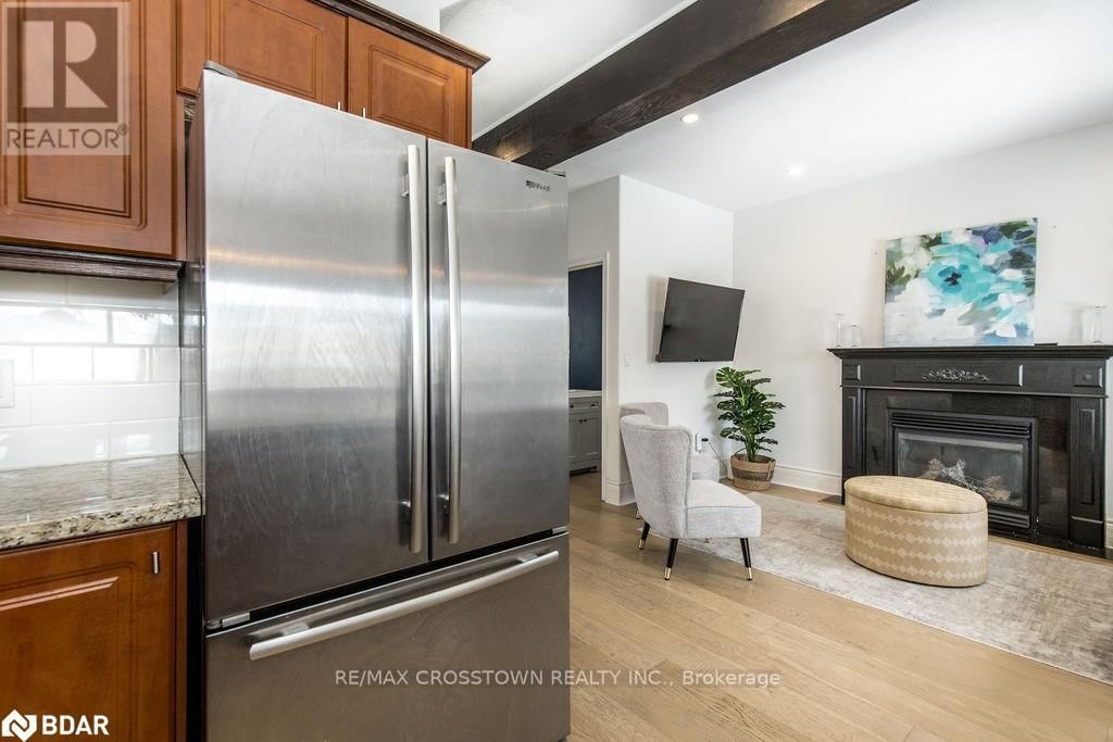 52 PENVILL TRAIL Image 19
