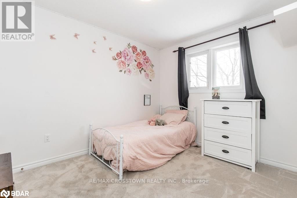 52 PENVILL TRAIL Image 38