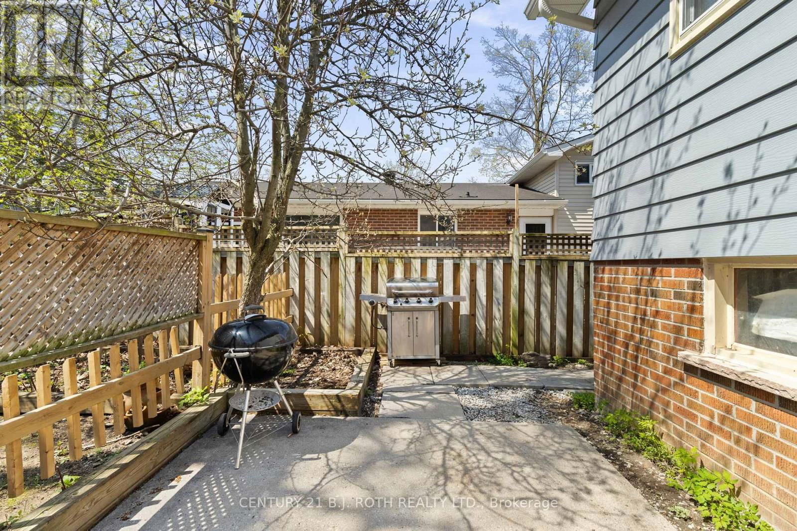 117 SPRINGDALE DRIVE Image 34