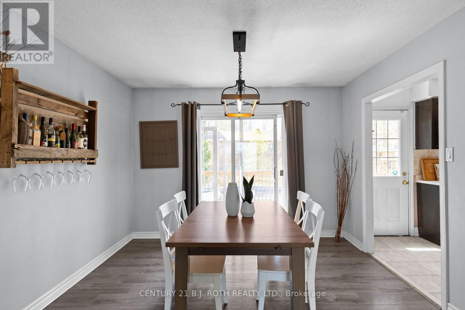 117 SPRINGDALE DRIVE Image 7