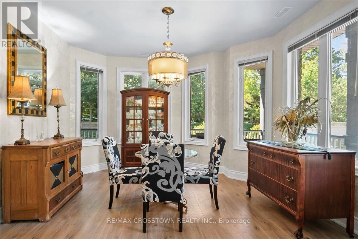 61 EARL STREET Image 11