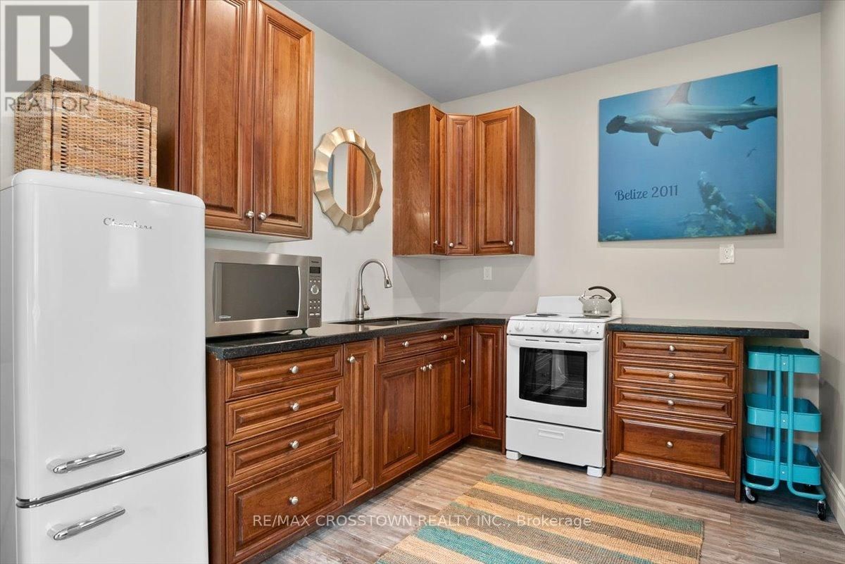 61 EARL STREET Image 33