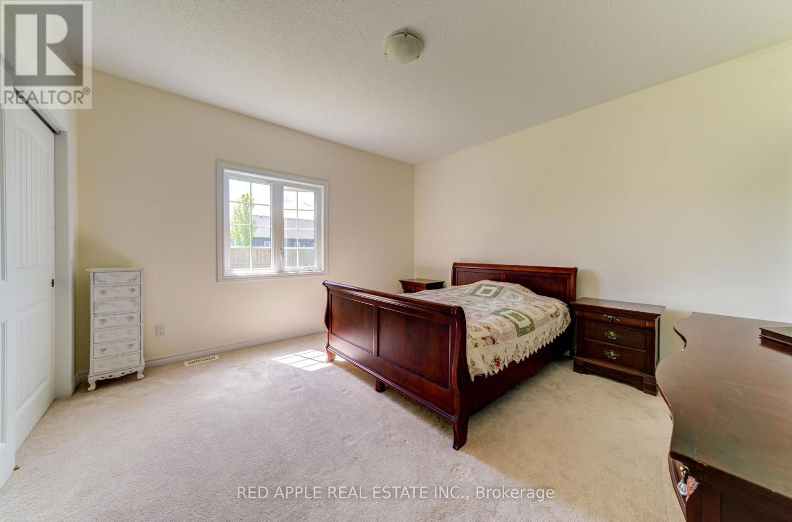 5 BEVERLY STREET Image 14