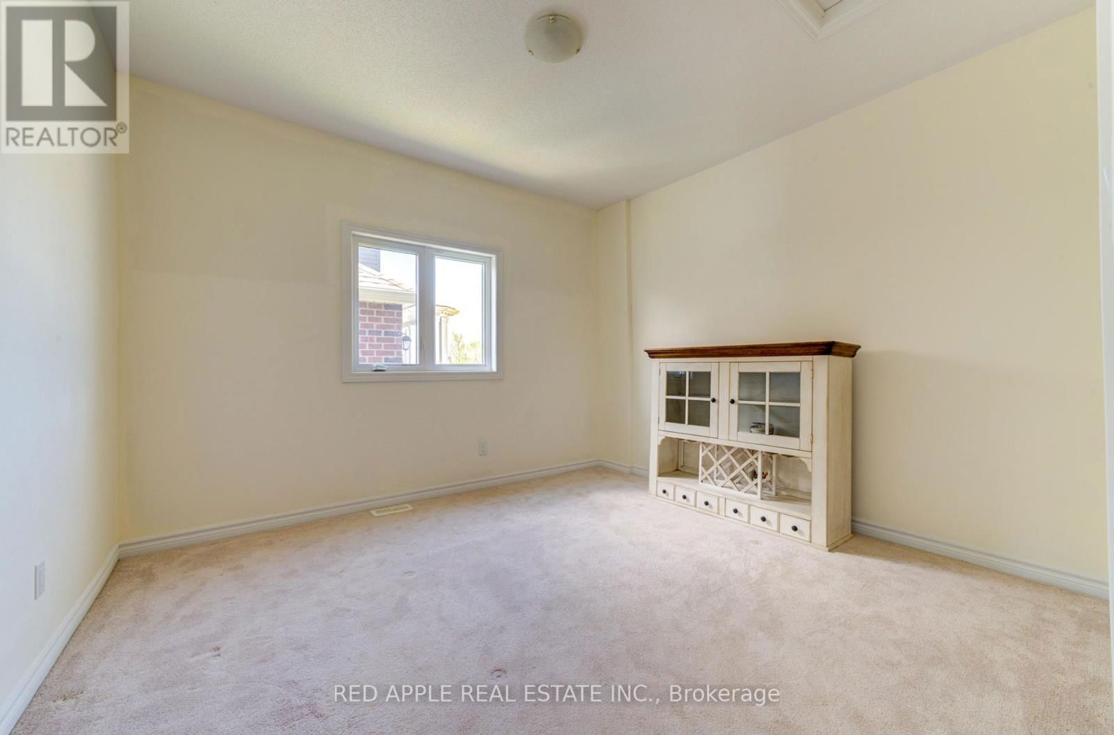 5 BEVERLY STREET Image 18