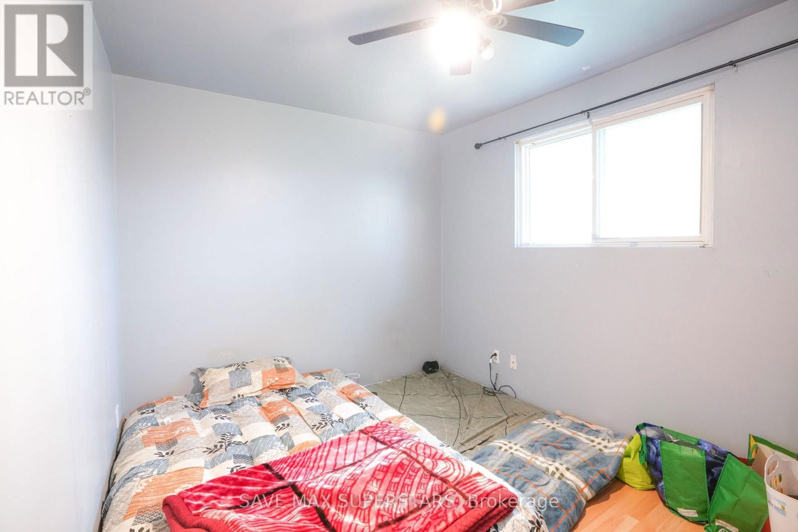 71 COLLEGE CRESCENT Image 11