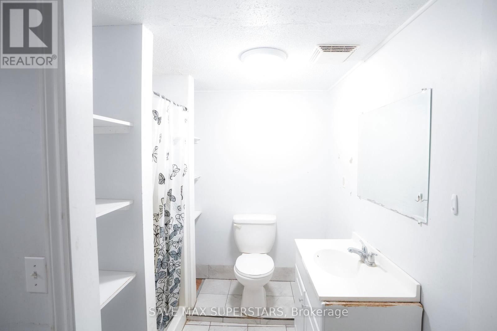 71 COLLEGE CRESCENT Image 14