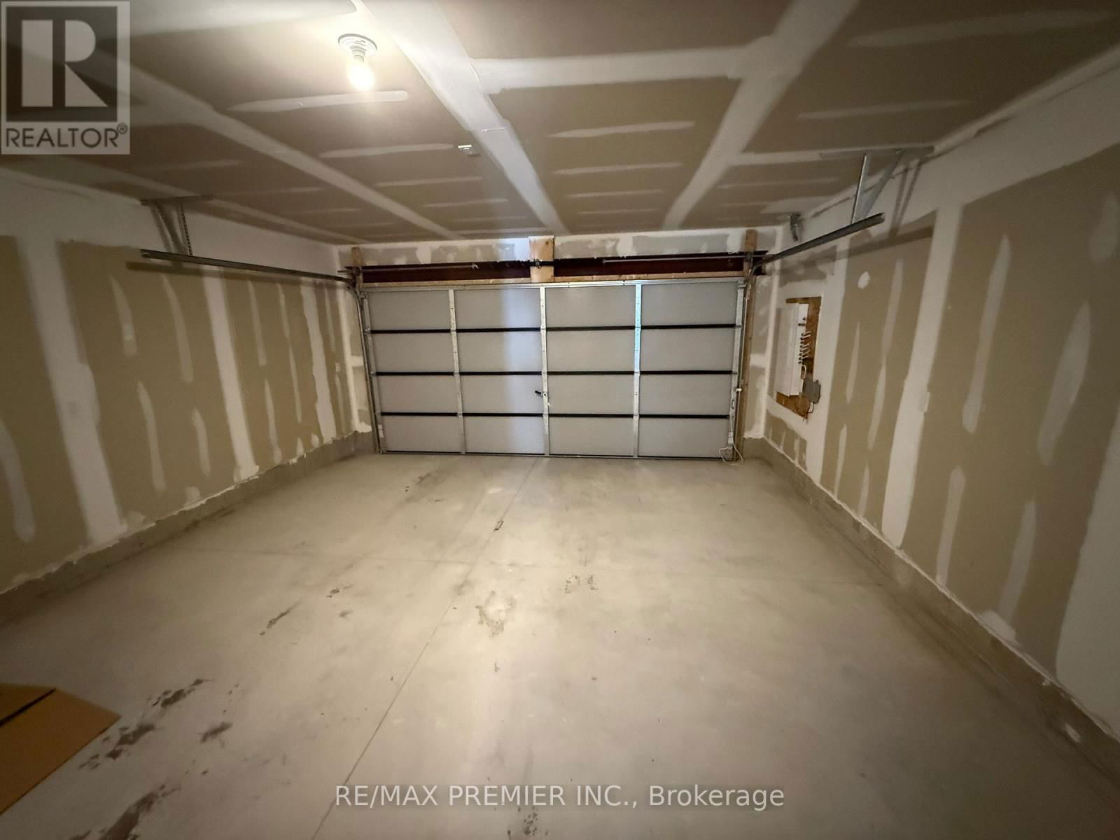 22 RAINWATER LANE Image 16