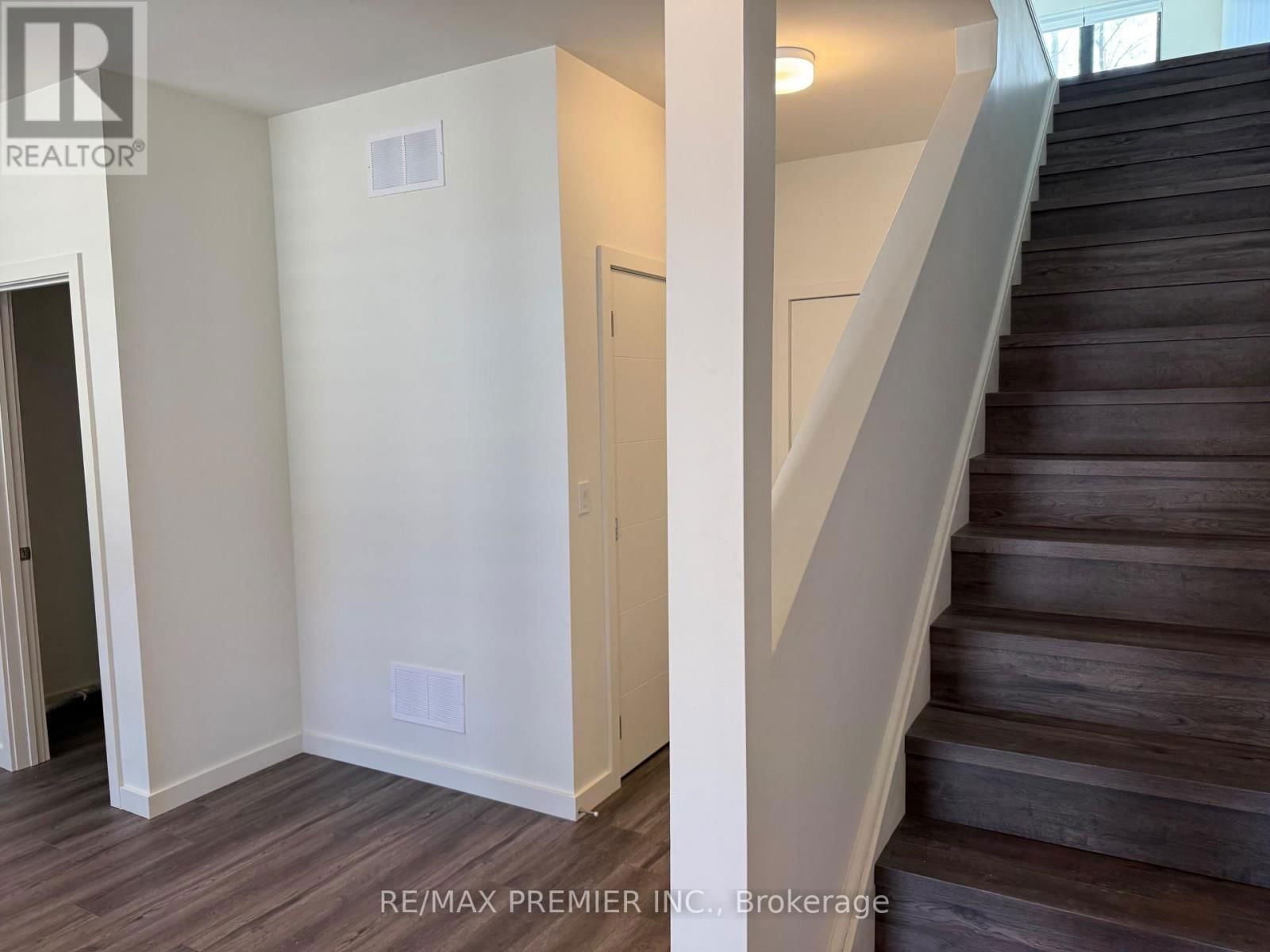 22 RAINWATER LANE Image 2
