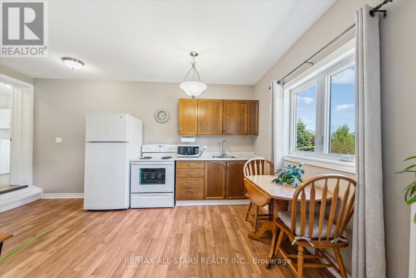 54 MARLOW CIRCLE Image 33
