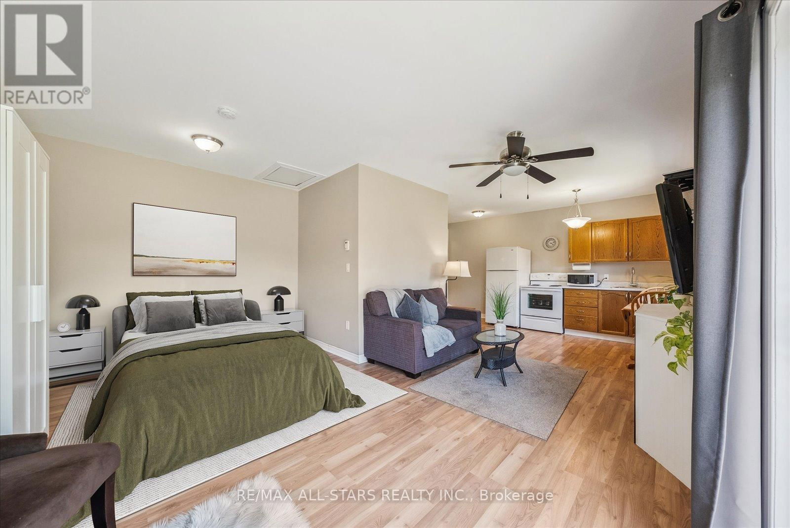 54 MARLOW CIRCLE Image 36