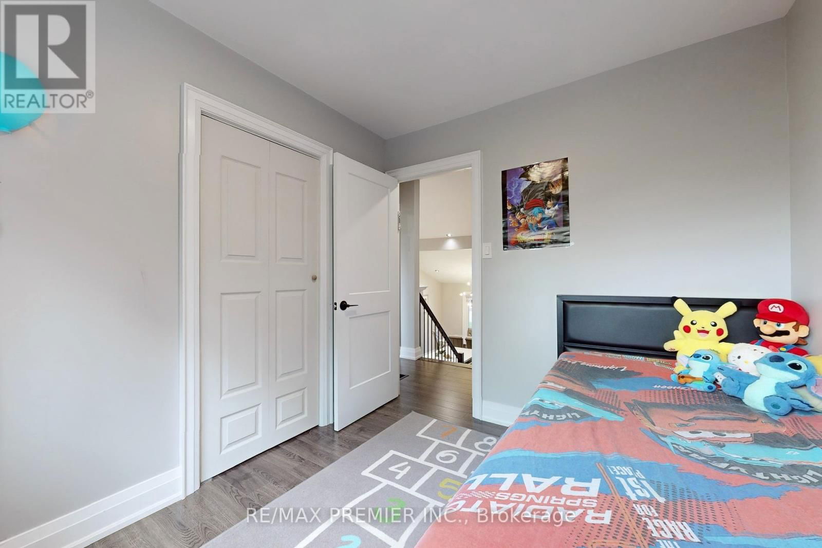 75 FOX RUN Image 22