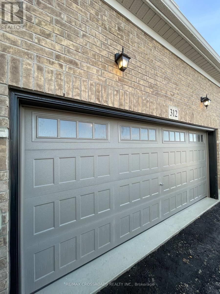 312 MADELAINE DRIVE Image 17